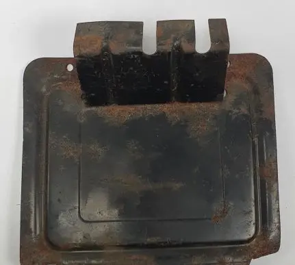Mercedes-Benz COMPAKT W115 Air filter box cover 