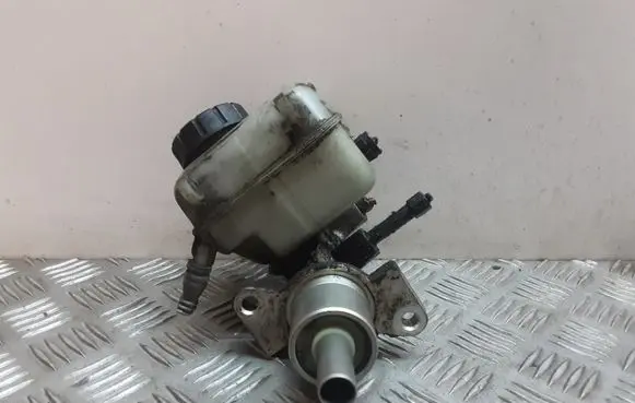 Opel Zafira A Master brake cylinder 25192
