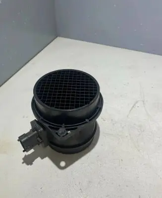 Volvo V70 Mass air flow meter 30785472 288294995 0281002972