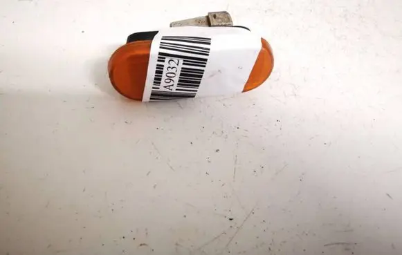 Volkswagen PASSAT B4 Front fender indicator light 3a0949117a