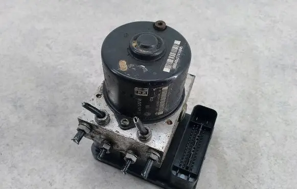 Volkswagen Touran I ABS Pump 