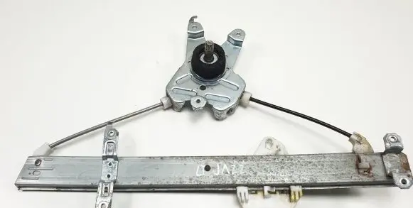 Honda Jazz Rear window lifting mechanism without motor