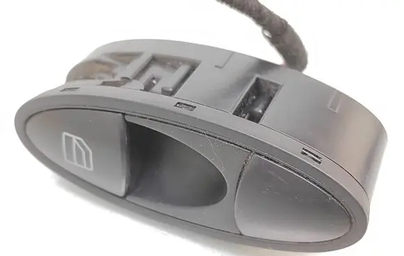 Mercedes-Benz E W211 Electric window control switch A2118218551 SWF501899