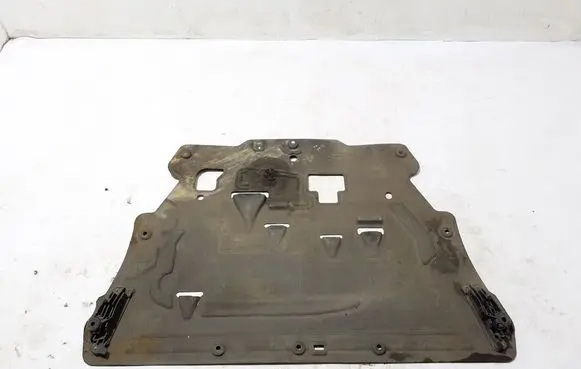 Volvo XC90 Engine splash shield/under tray 31378306