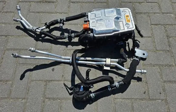 Jeep Grand Cherokee (WJ) Auxiliary pre-heater (Webasto) 