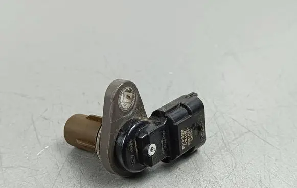 KIA Stinger Camshaft speed sensor 393183L000 9024170001 4C84116Z