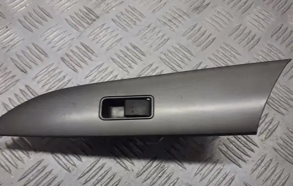 Mazda 3 I Quarter vent window switch BS3E66370