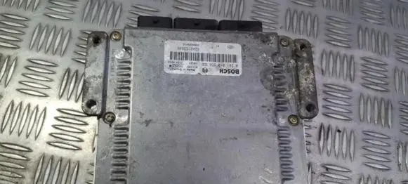 Renault Laguna II Engine control unit/module 0281010556 8200153946