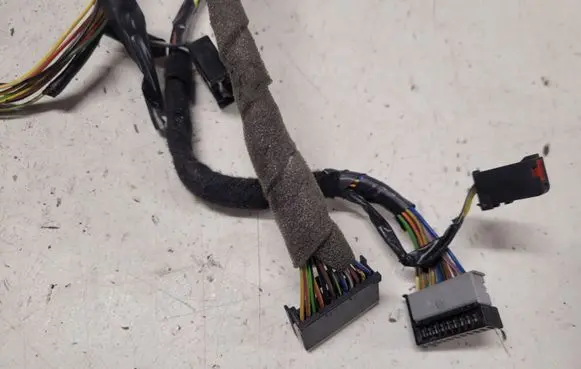 Opel Insignia A Front door wiring loom 13264922 2GW