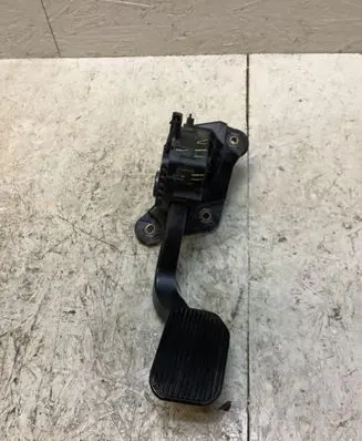 Ford F150 Accelerator throttle pedal FL349F836AB 698033 H1513Y2364