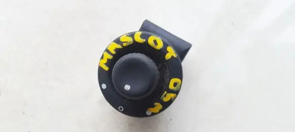 Renault Kangoo I Wing mirror switch 7700803531