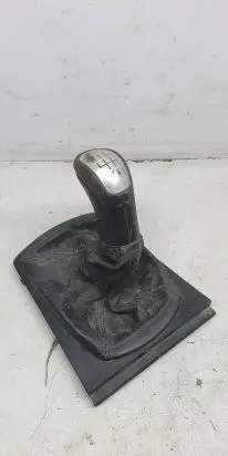 Skoda Octavia Mk1 (1U) Gear lever shifter trim leather/knob 1U1863216