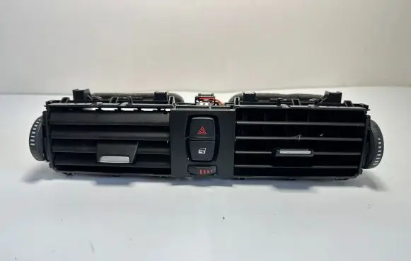 BMW 4 F32 F33 Dash center air vent grill 9218552 64229218552