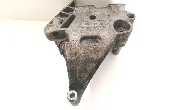 Volkswagen PASSAT B6 Engine mounting bracket 03G199207G