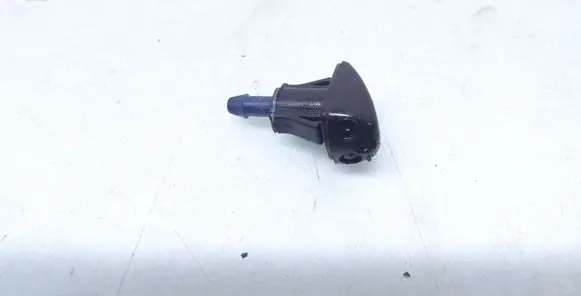 Hyundai Santa Fe Windshield washer spray nozzle 