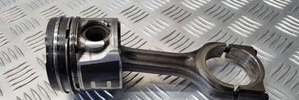 Mazda 3 I Piston with connecting rod