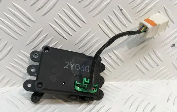 Mazda Premacy Air flap motor/actuator 2Y06G