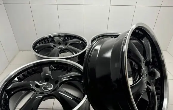 Audi Q7 4M R22 alloy rim 