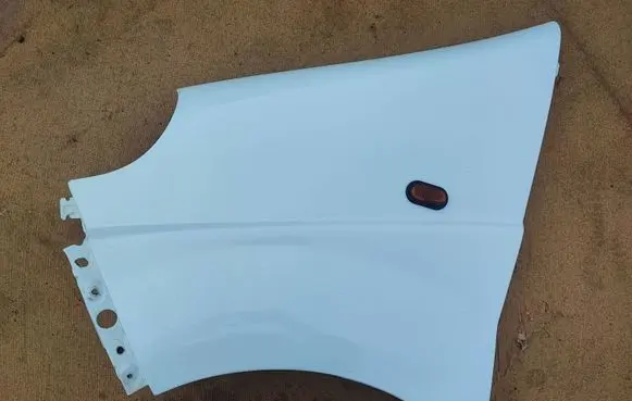 Renault Trafic II (X83) Fender