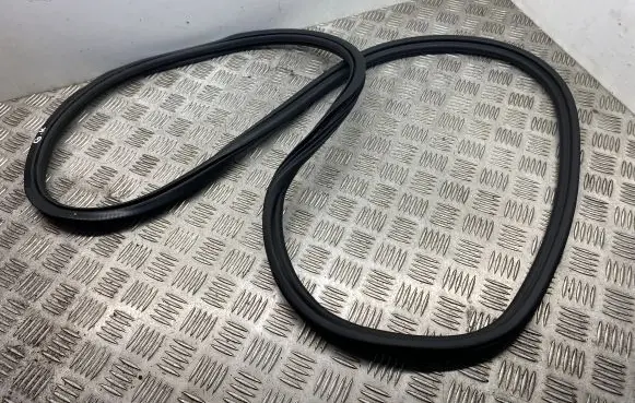 Audi A6 C7 Rubber seal rear door 