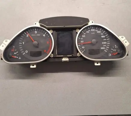 Audi A6 S6 C6 4F Speedometer (instrument cluster) 4F0920900L 4F0910900 503000730202