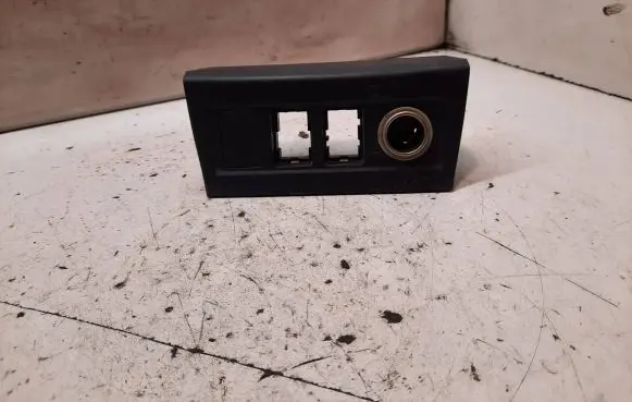 Toyota RAV 4 (XA30) Cigarette lighter 5544942010