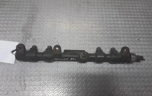 Ford Mondeo Mk III Fuel main line pipe 2S7Q9D280AE