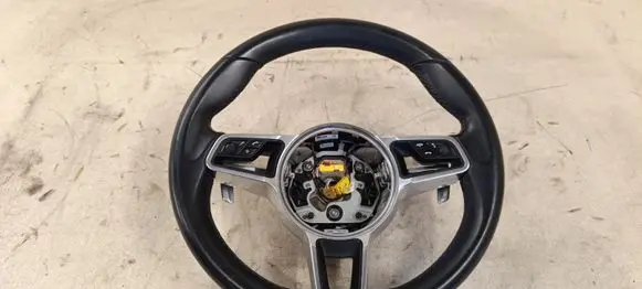 Porsche Macan (95B) Steering wheel 95B959256E 308245710AC 901550220002