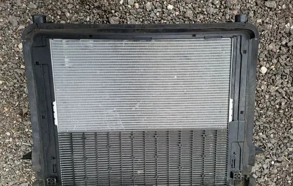 Ford Explorer EV Radiator set 1EA959455C 1EA121205A