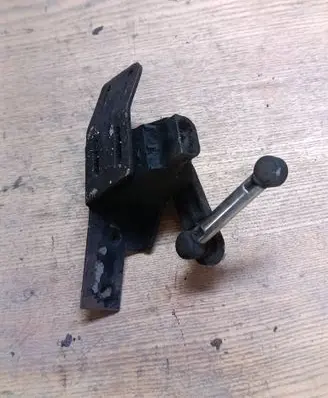 Headlight/headlamp level sensor