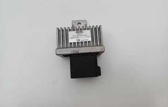 Renault Trafic II (X83) Glow plug pre-heat relay E2110033672A1