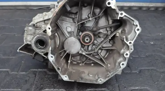 Nissan Qashqai Manual 7 speed gearbox BB60D