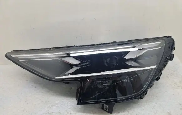 Audi Q8 Headlight/headlamp 4M8941085