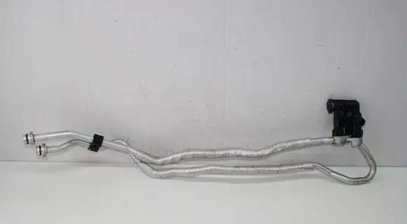 BMW XM Turbo turbocharger oiling pipe/hose 8854981 8854980