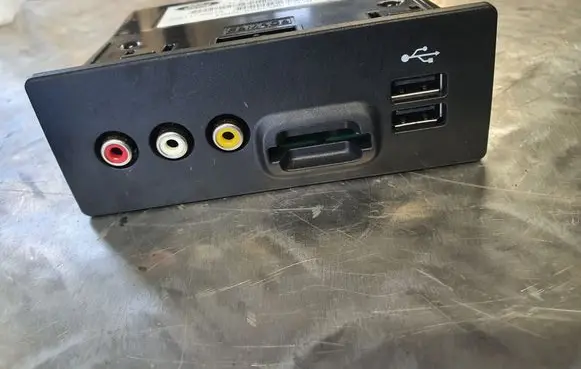 Ford Explorer USB control unit BT4T14F014AD