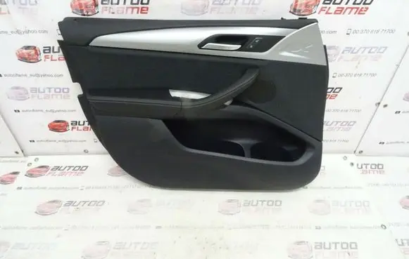 BMW X3 G01 Front door card panel trim
