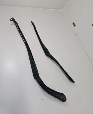 BMW 3 E90 E91 Windshield/front glass wiper blade 