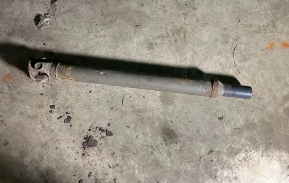 Iveco Daily 6th gen Rear driveshaft/prop shaft
