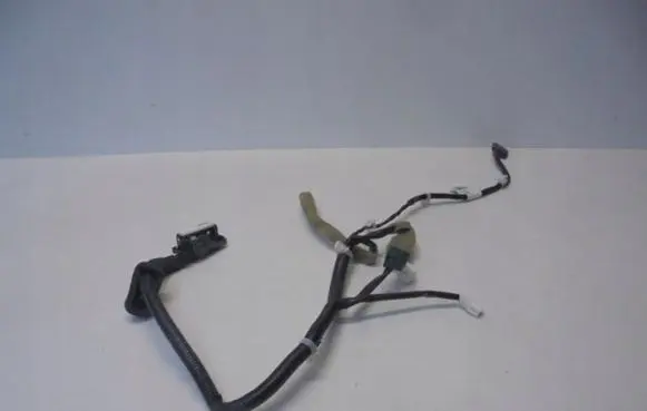 Nissan Juke I F15 Front door wiring loom