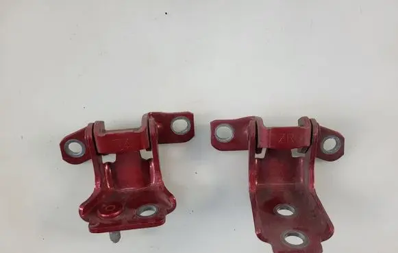 Rear door hinge set