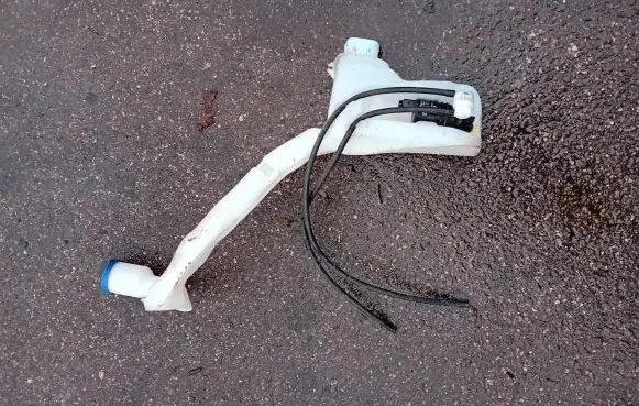 Citroen C4 Cactus Windshield washer fluid reservoir/tank 9801973680 78662808