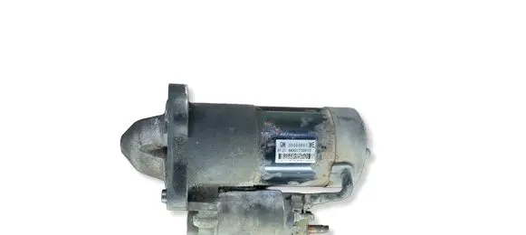 Opel Insignia A Starter motor 55353857 M001T30072