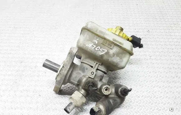 Volkswagen Golf IV Master brake cylinder 1J1611301B