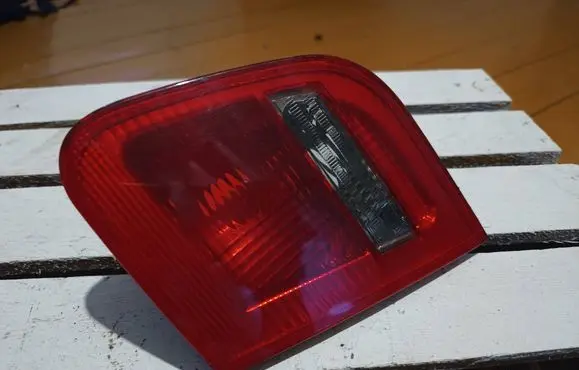 BMW 3 E46 Tailgate rear/tail lights 30085079 BM102BEDE4E