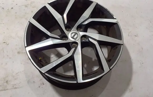 Volvo V60 R18 alloy rim 32209776