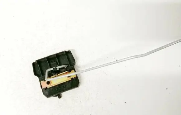 Opel Zafira A Seat back rest lock catch 24420229d 76360