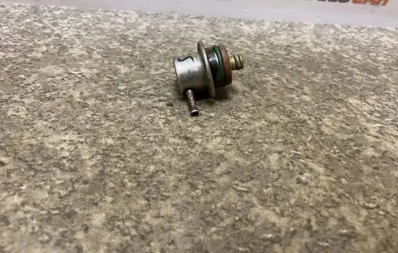 Fuel pressure sensor