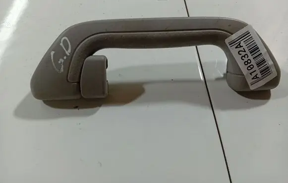 Honda FR-V Rear interior roof grab handle