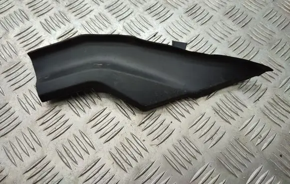 Peugeot 2008 II Windshield trim 9825750680