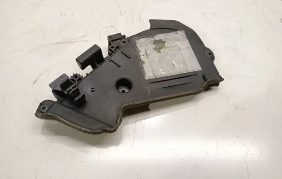Peugeot 3008 II Other engine bay part 9805237280